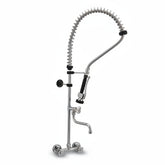 Bagnoclic rubinetto professionale da cucina a parete in metallo cromato con doccetta estraibile e bocca girevole.