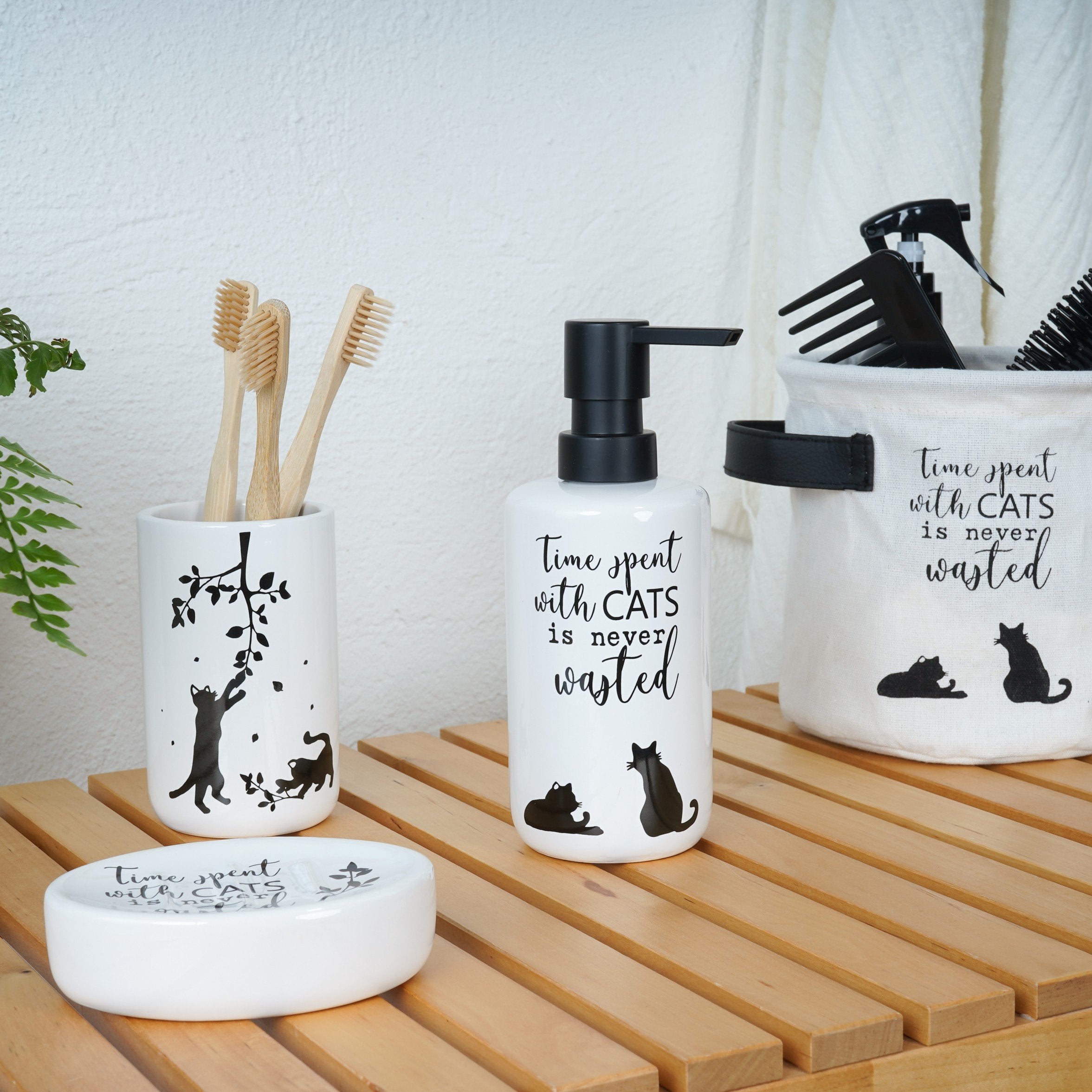 Badaccessoires-Set mit Verzierungen