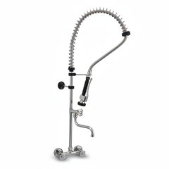 Bagnoclic rubinetto professionale da cucina a parete in metallo cromato con doccetta estraibile e bocca girevole.